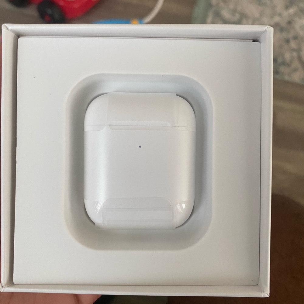 Apple AirPods